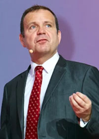 Эндрю Сазерлэнд, старший вице-президент Oracle