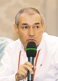 Тахир Такабаев