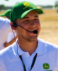 Денис ВАСЮКОВ, фото