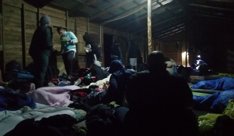 В бараке базового лагеря