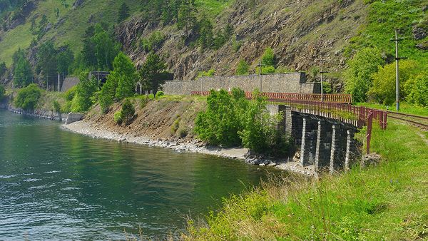 Кругобайкальская железная дорога Кругобайкальская железная дорога
