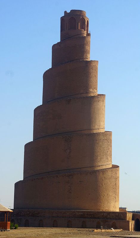 Спиральный минарет