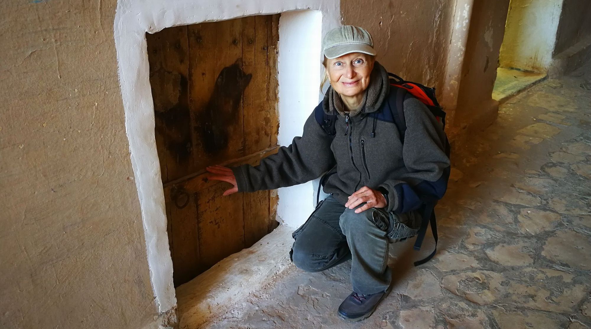 Очень маленькая дверь