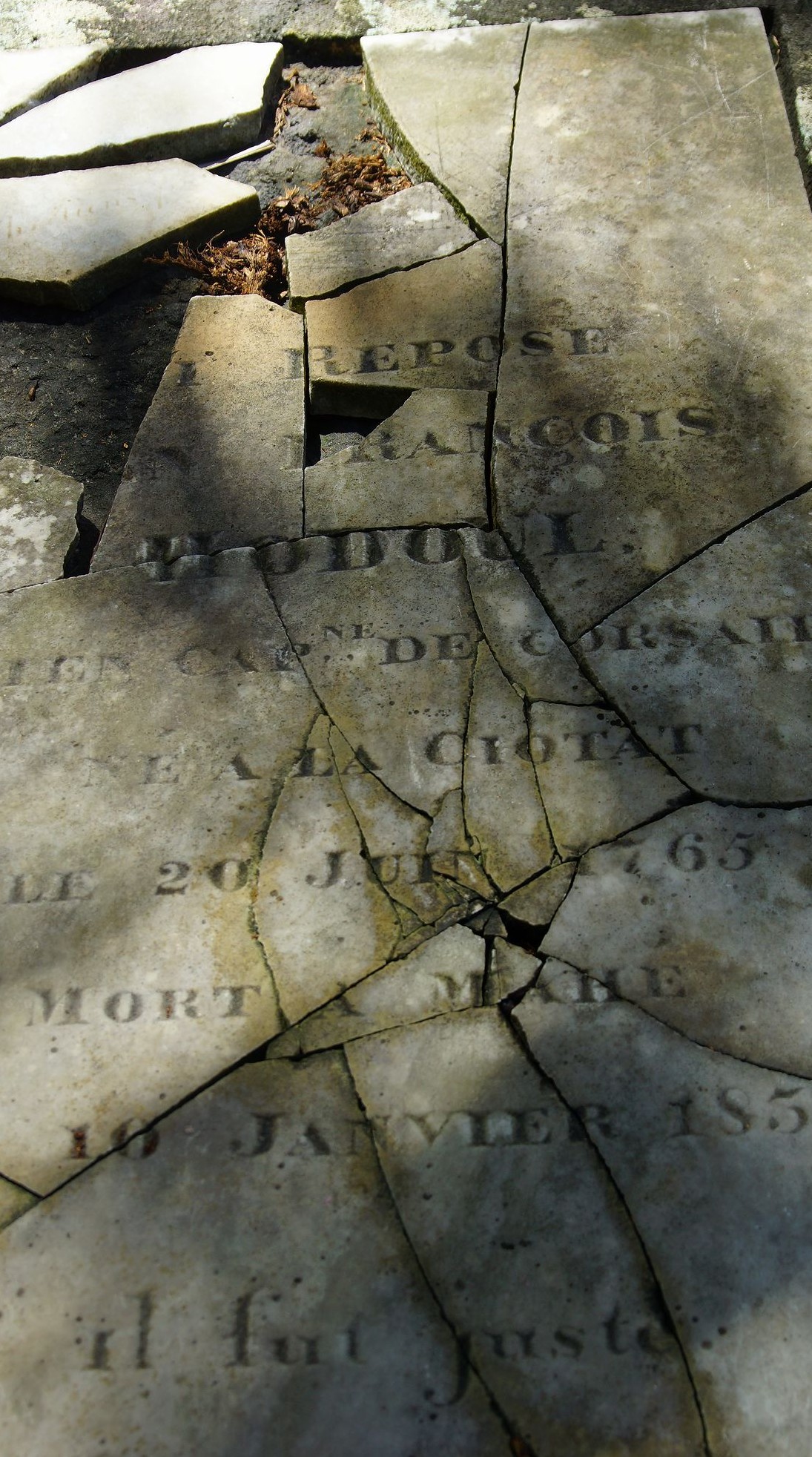 Надгробная плита корсара