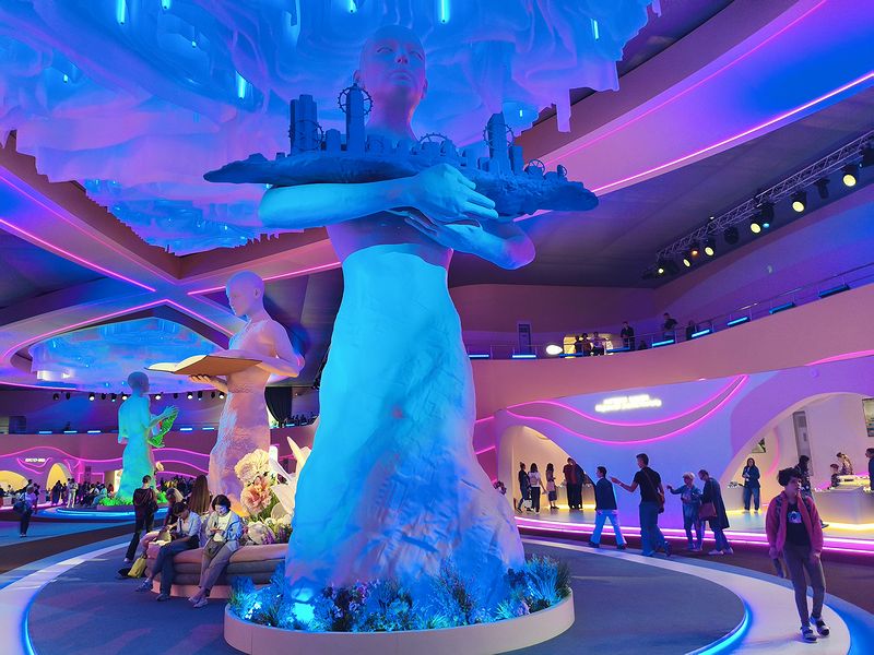 Скульптура «Технологии»