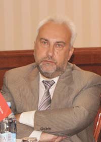 Владимир ДОКУЧАЕВ