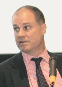 Г. Селф: «На некоторых рынках операторы учреждают с компанией – владельцем АМС совместные предприятия, участвуя и в рисках, и в прибыли» 