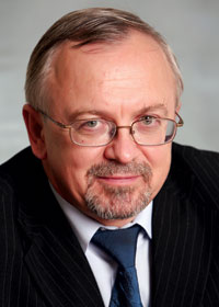 Михаил Емельянников